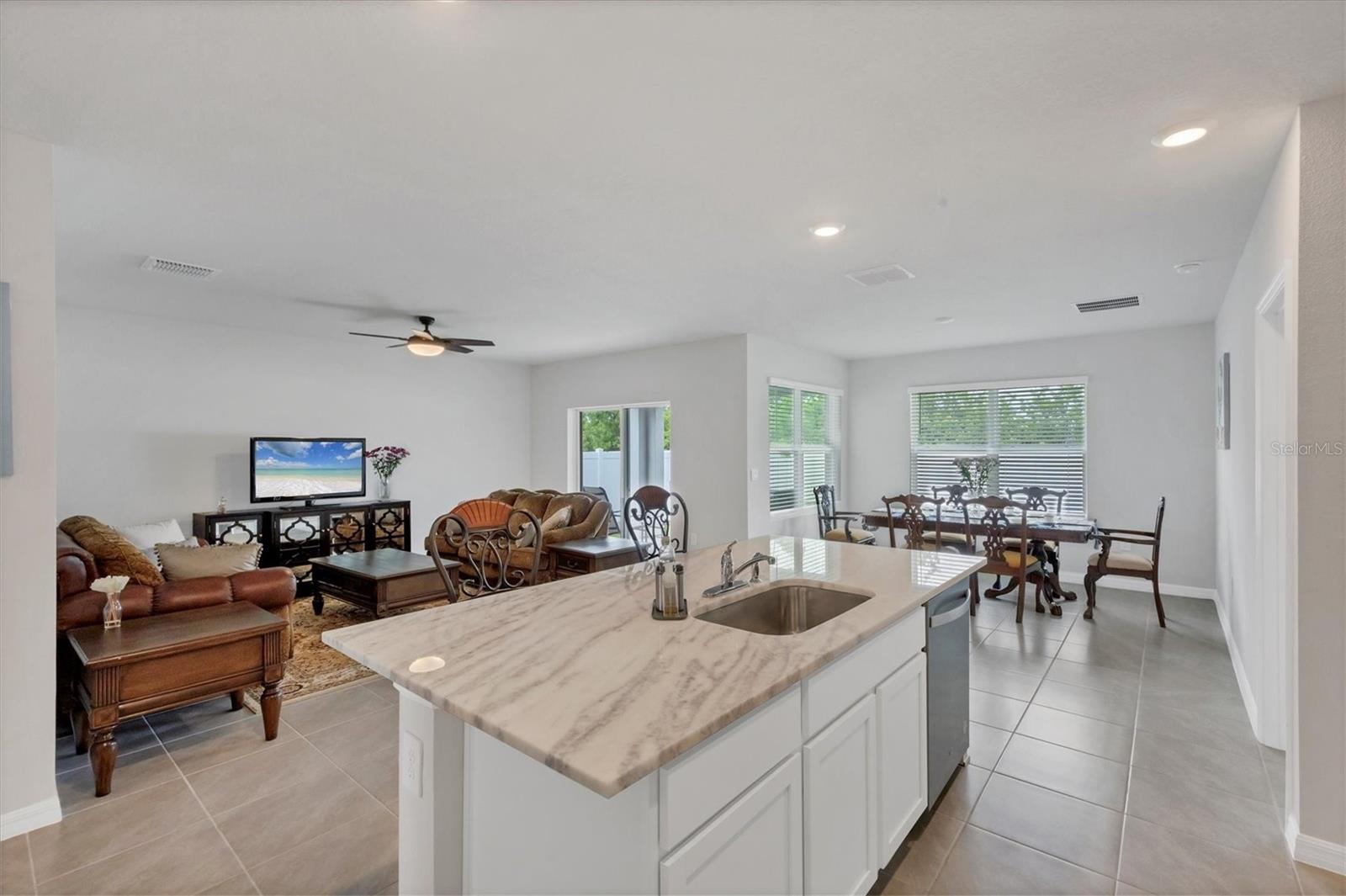 2105 GRAND FLORA TRL — photo 7
