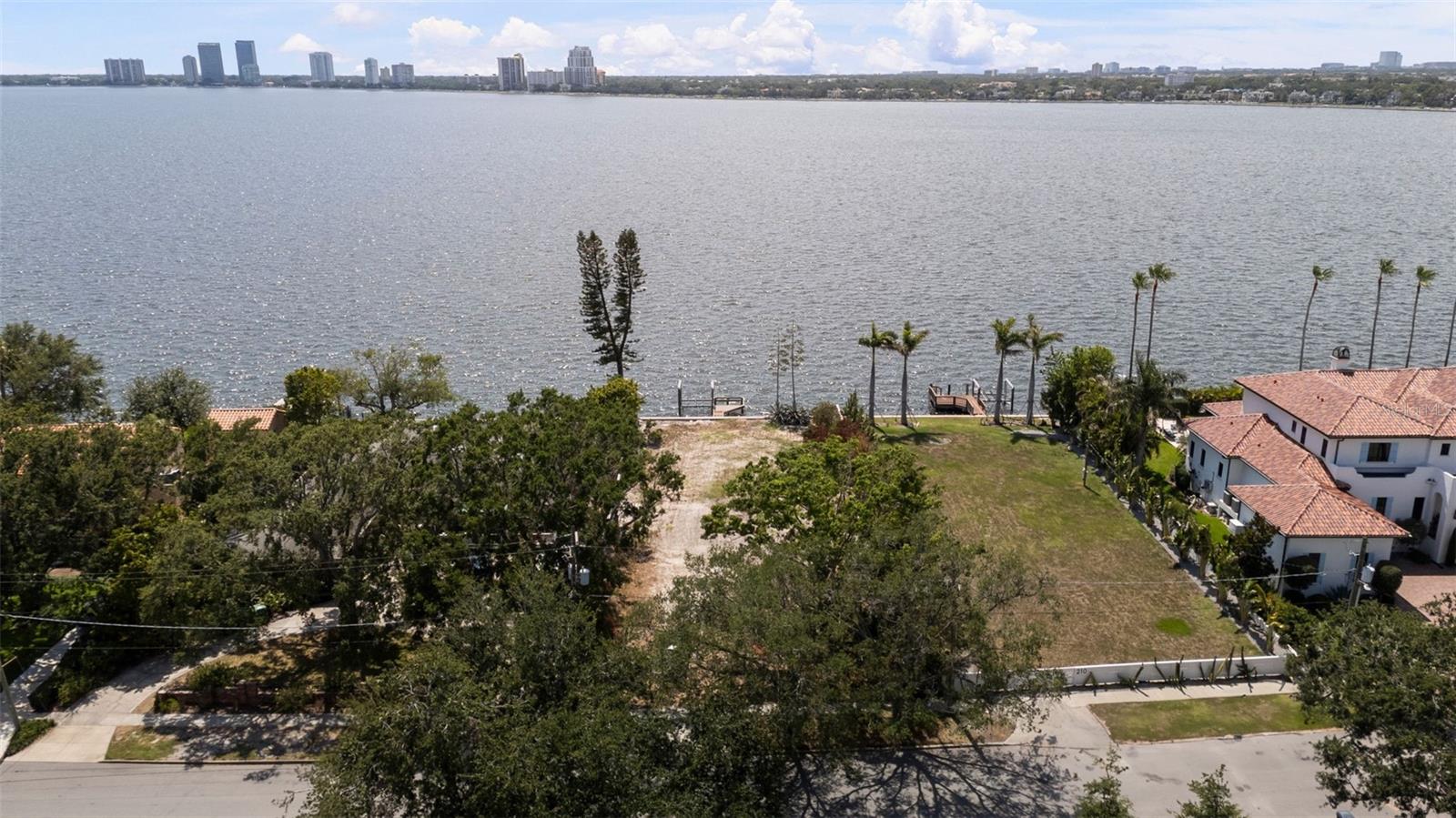 214 BLANCA AVE — photo 21