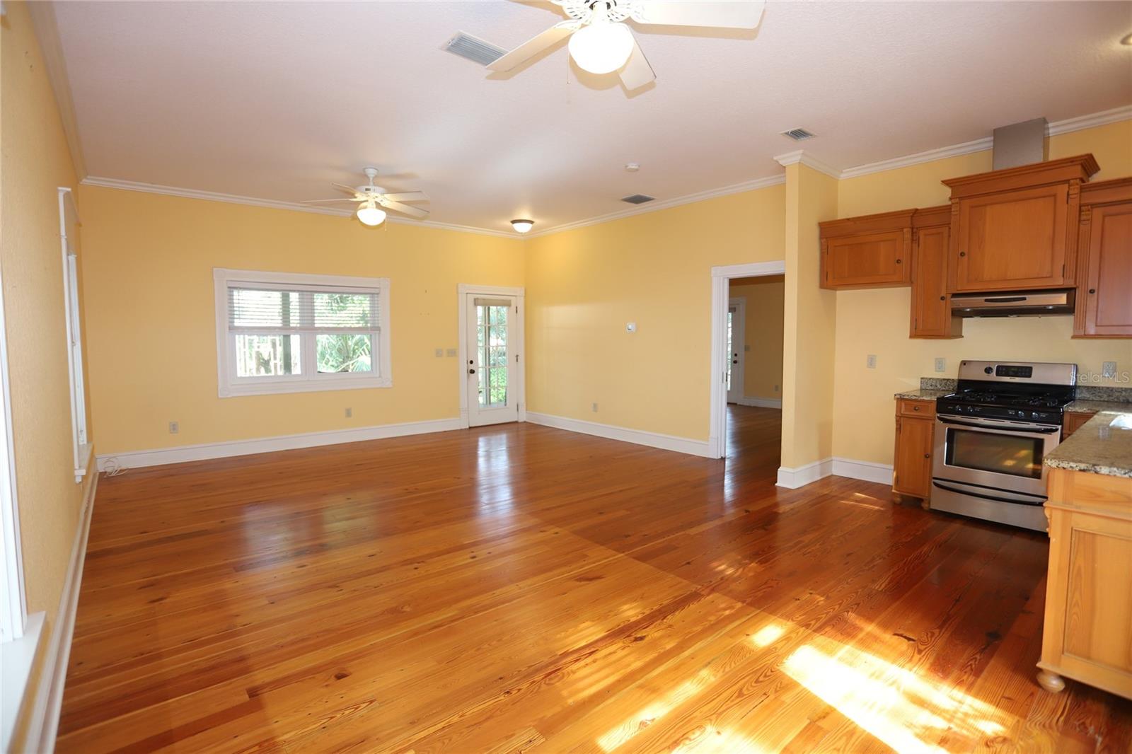 272 ORANGE ST #A-B — photo 30