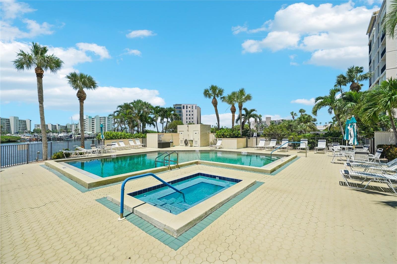 7400 SUN ISLAND DR S #802 — photo 40