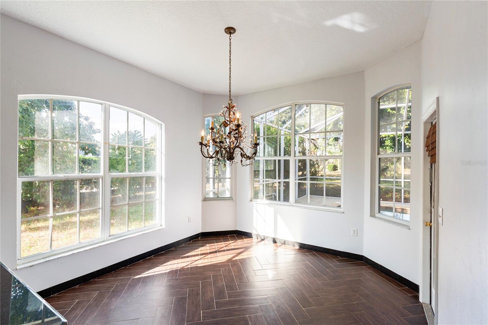 3062 SUTTON WOODS DR — photo 10