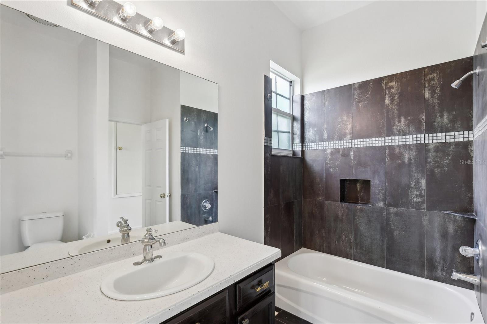 3062 SUTTON WOODS DR — photo 35