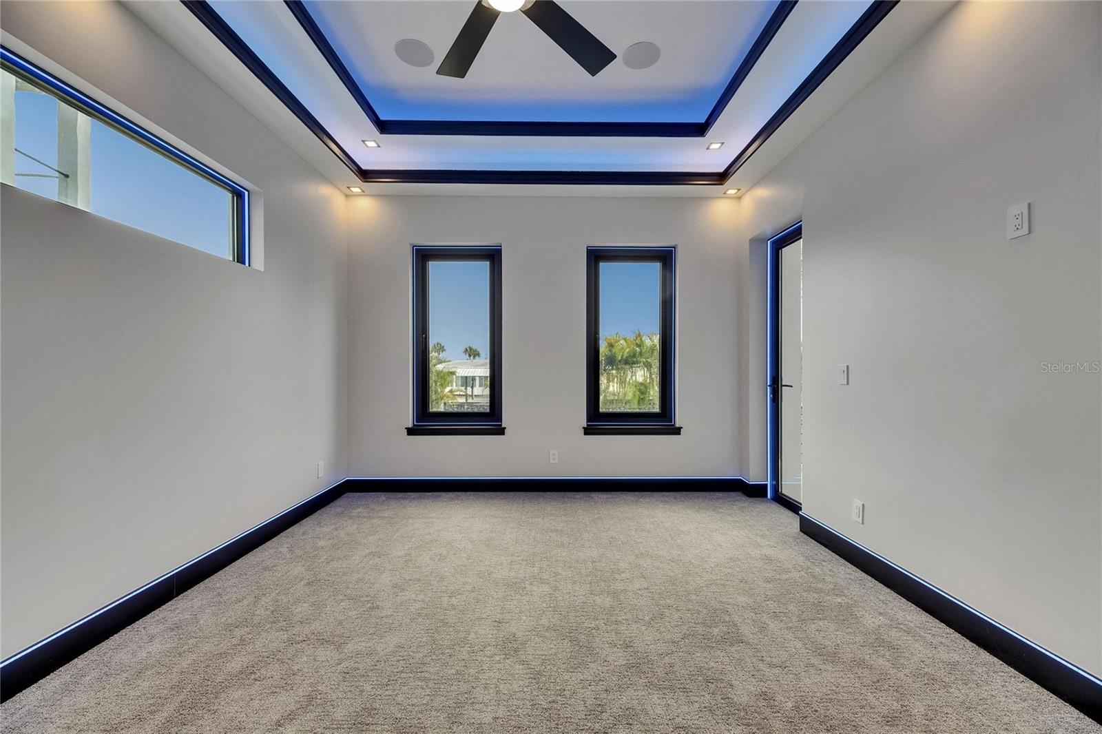 6528 SIMONE SHORES CIR — photo 44