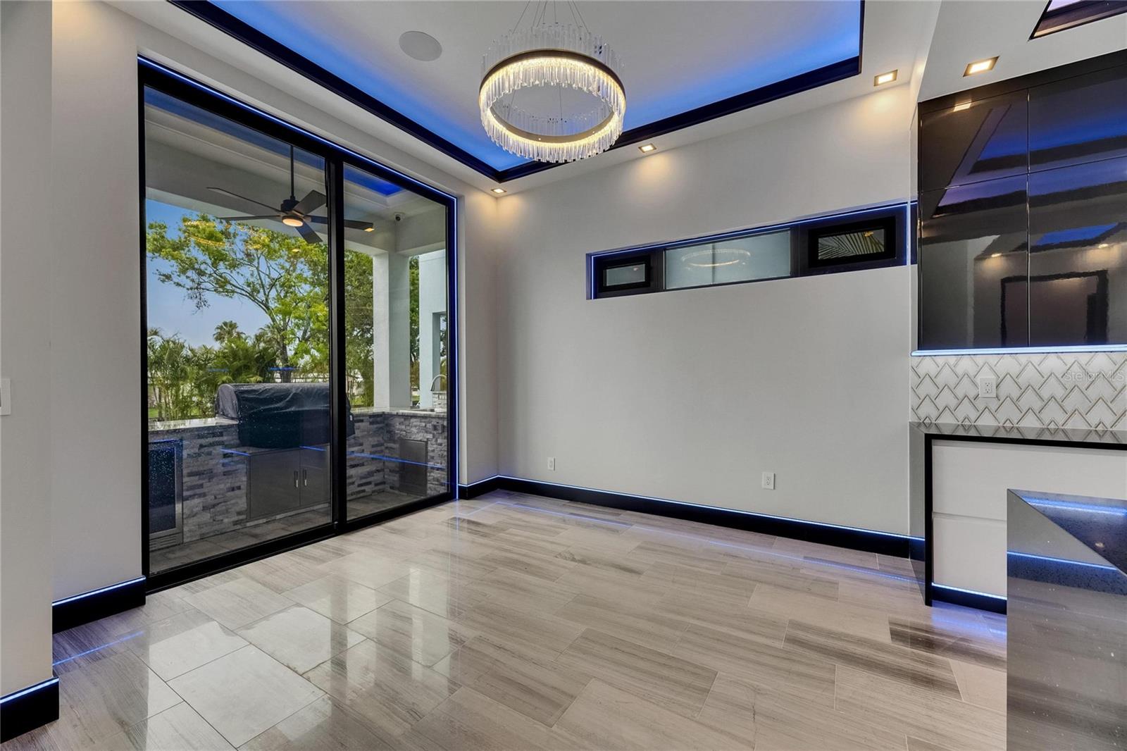 6528 SIMONE SHORES CIR — photo 31