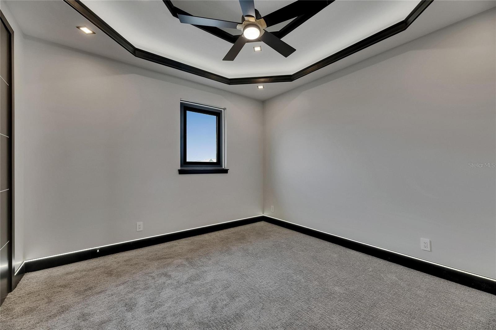 6528 SIMONE SHORES CIR — photo 70