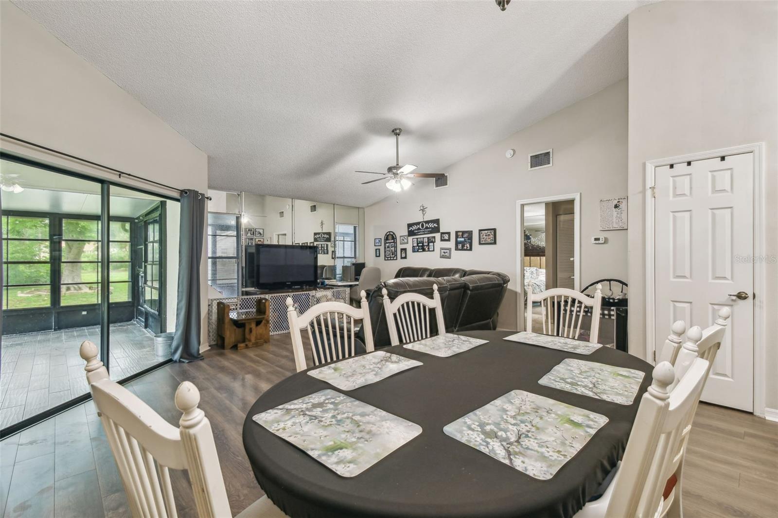 13127 TOPFLITE CT — photo 20