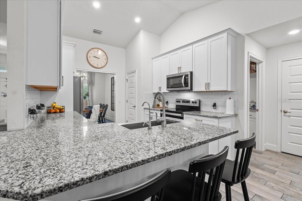 5436 JESSAMINE AVE — photo 17