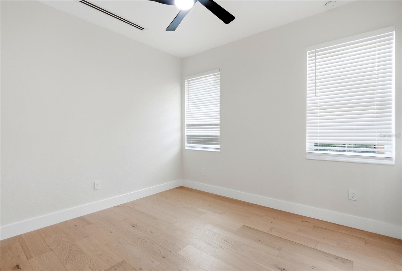 2501 QUINCY ST S — photo 18