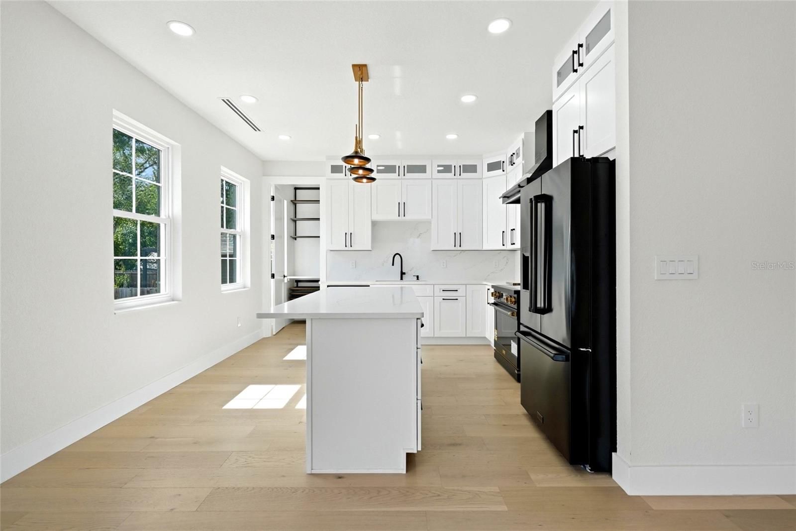 2501 QUINCY ST S — photo 12