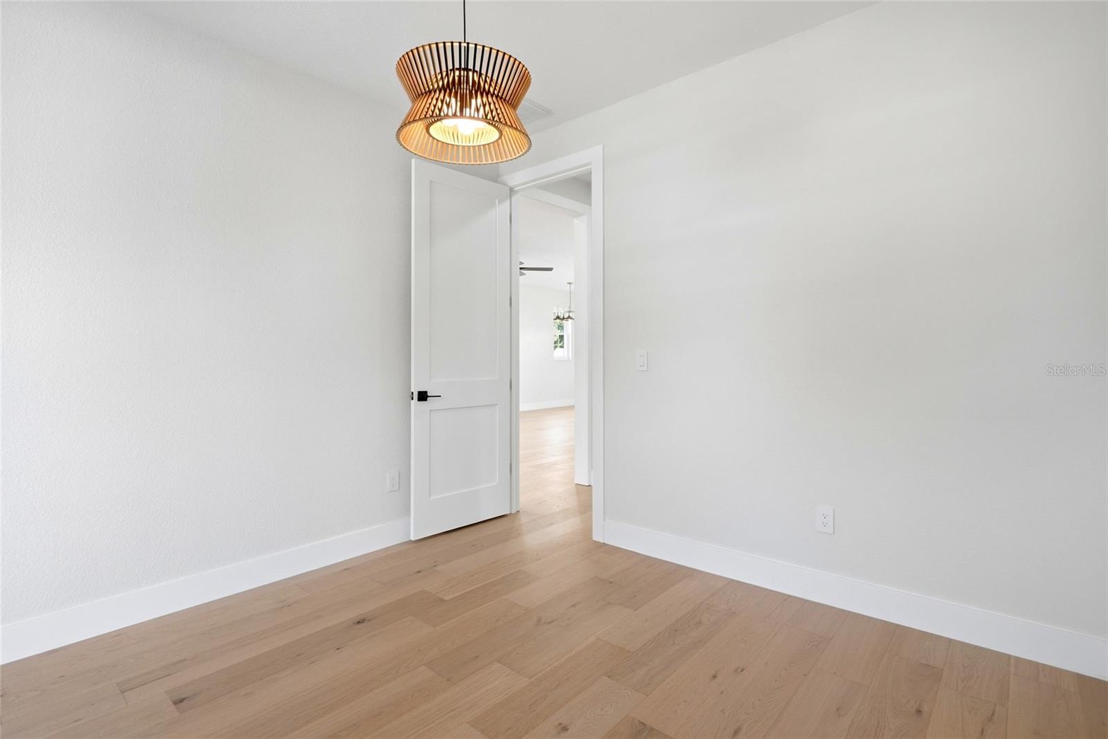 2501 QUINCY ST S — photo 17