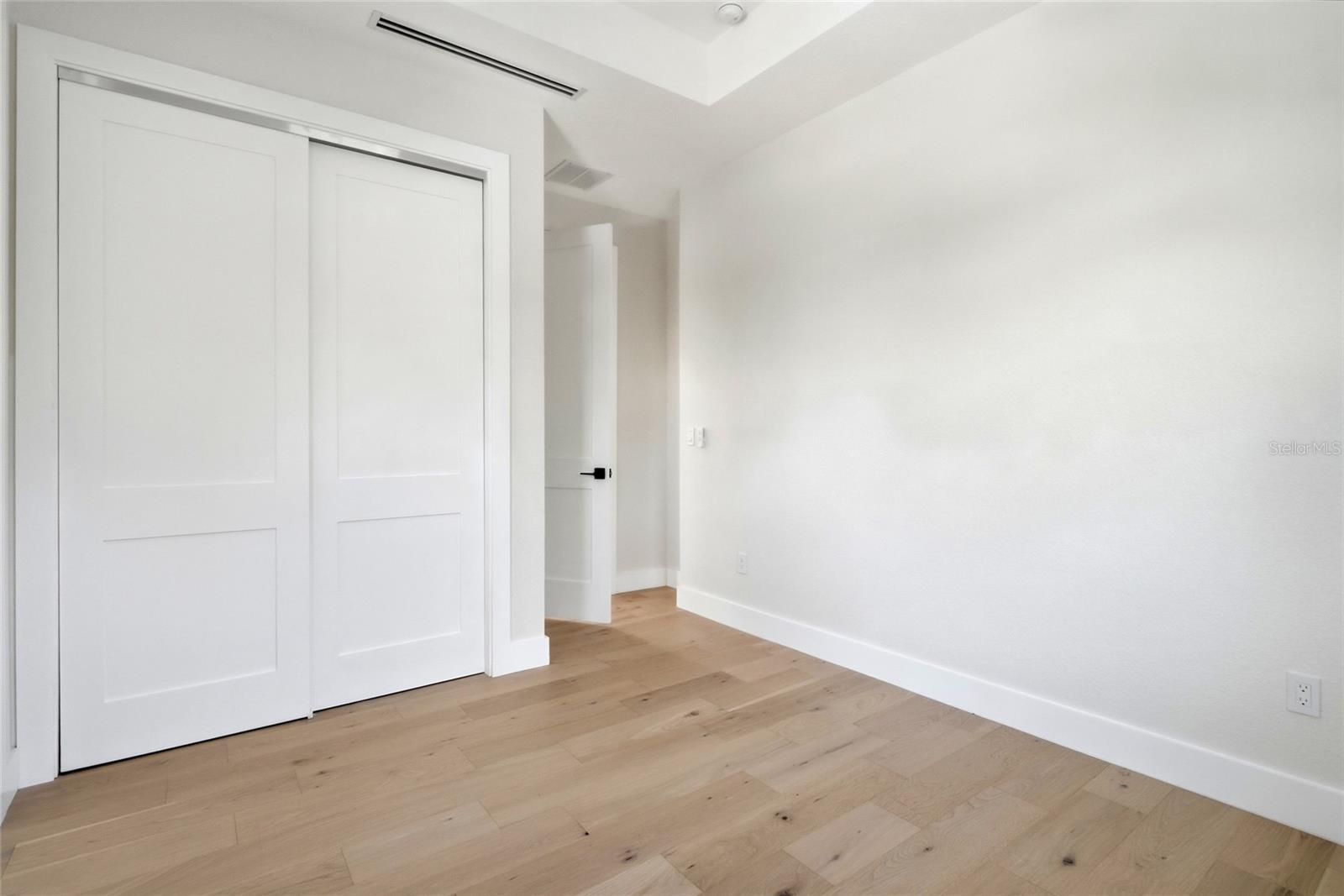 2501 QUINCY ST S — photo 30