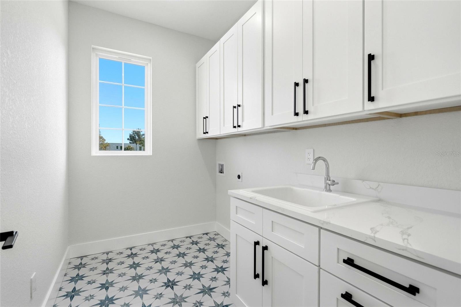 2501 QUINCY ST S — photo 28