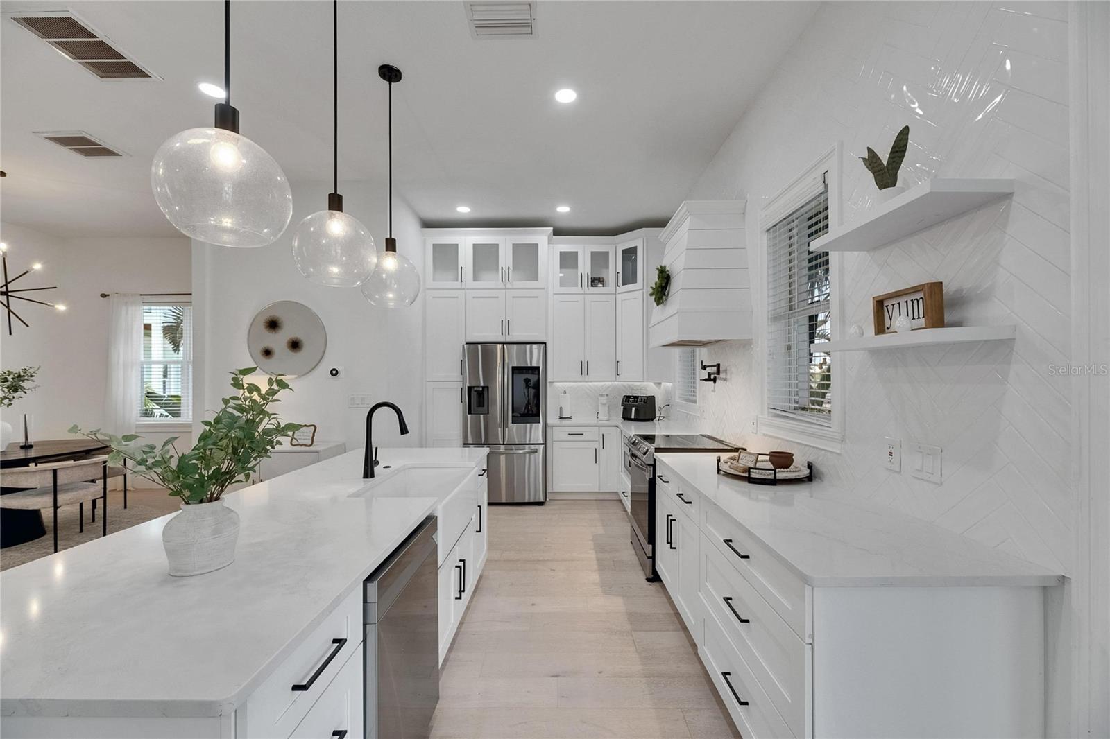 6512 SIMONE SHORES CIR — photo 16