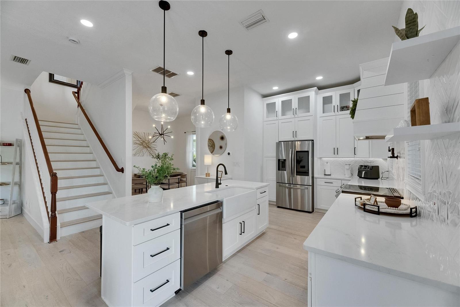 6512 SIMONE SHORES CIR — photo 17