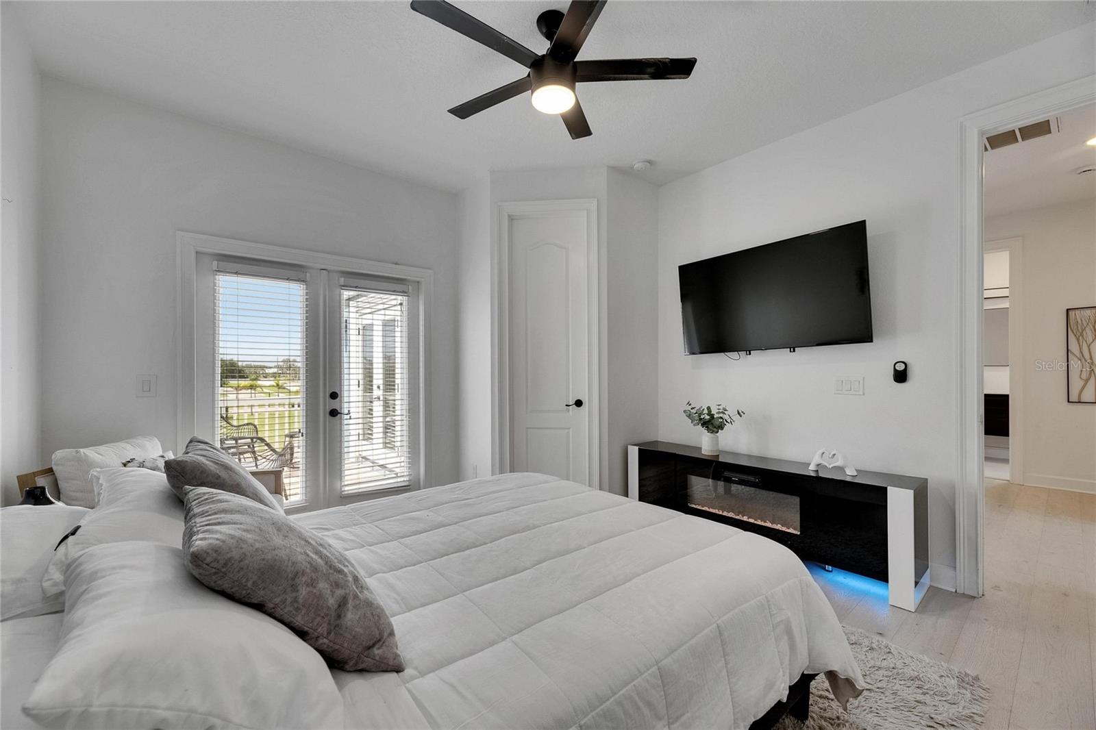 6512 SIMONE SHORES CIR — photo 31