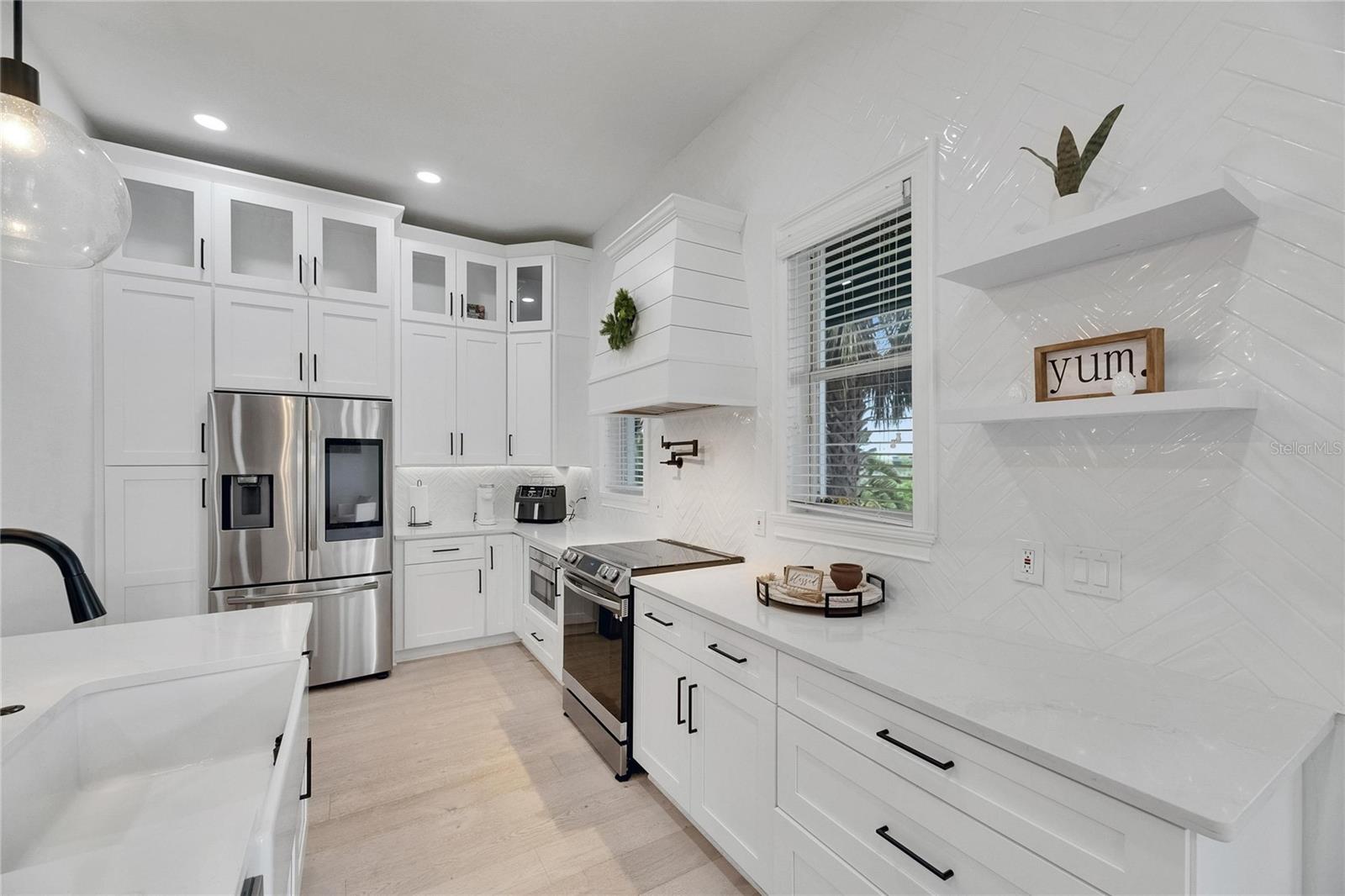 6512 SIMONE SHORES CIR — photo 18