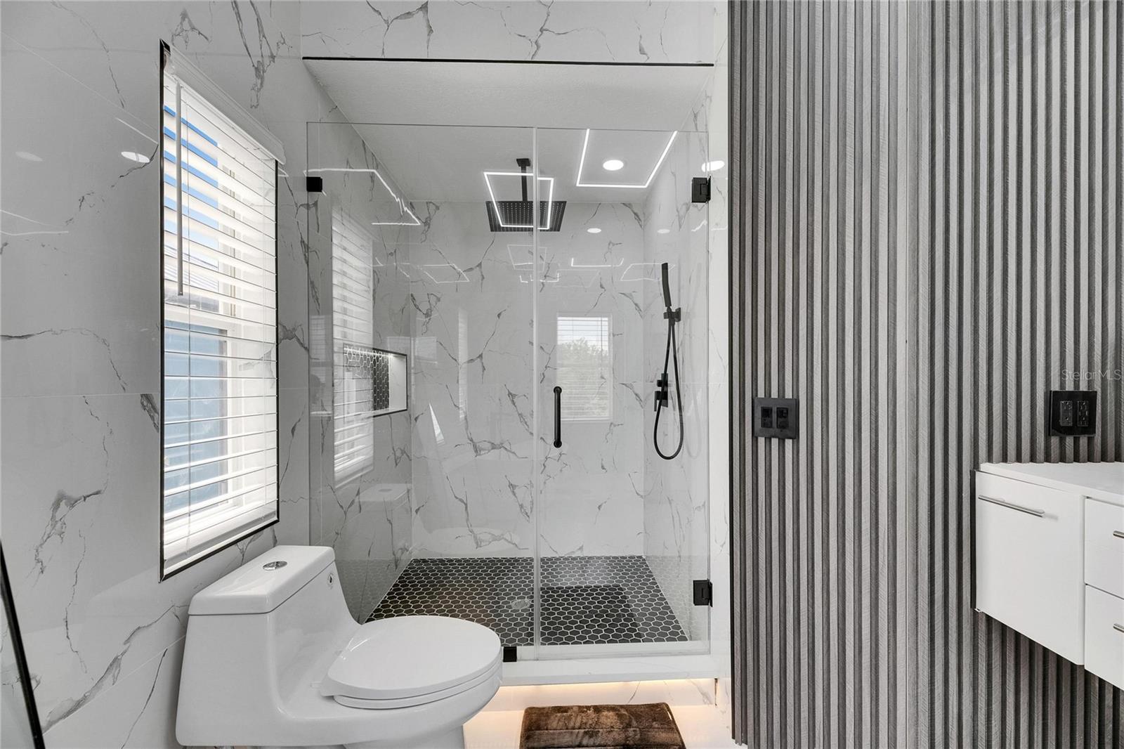 6512 SIMONE SHORES CIR — photo 41
