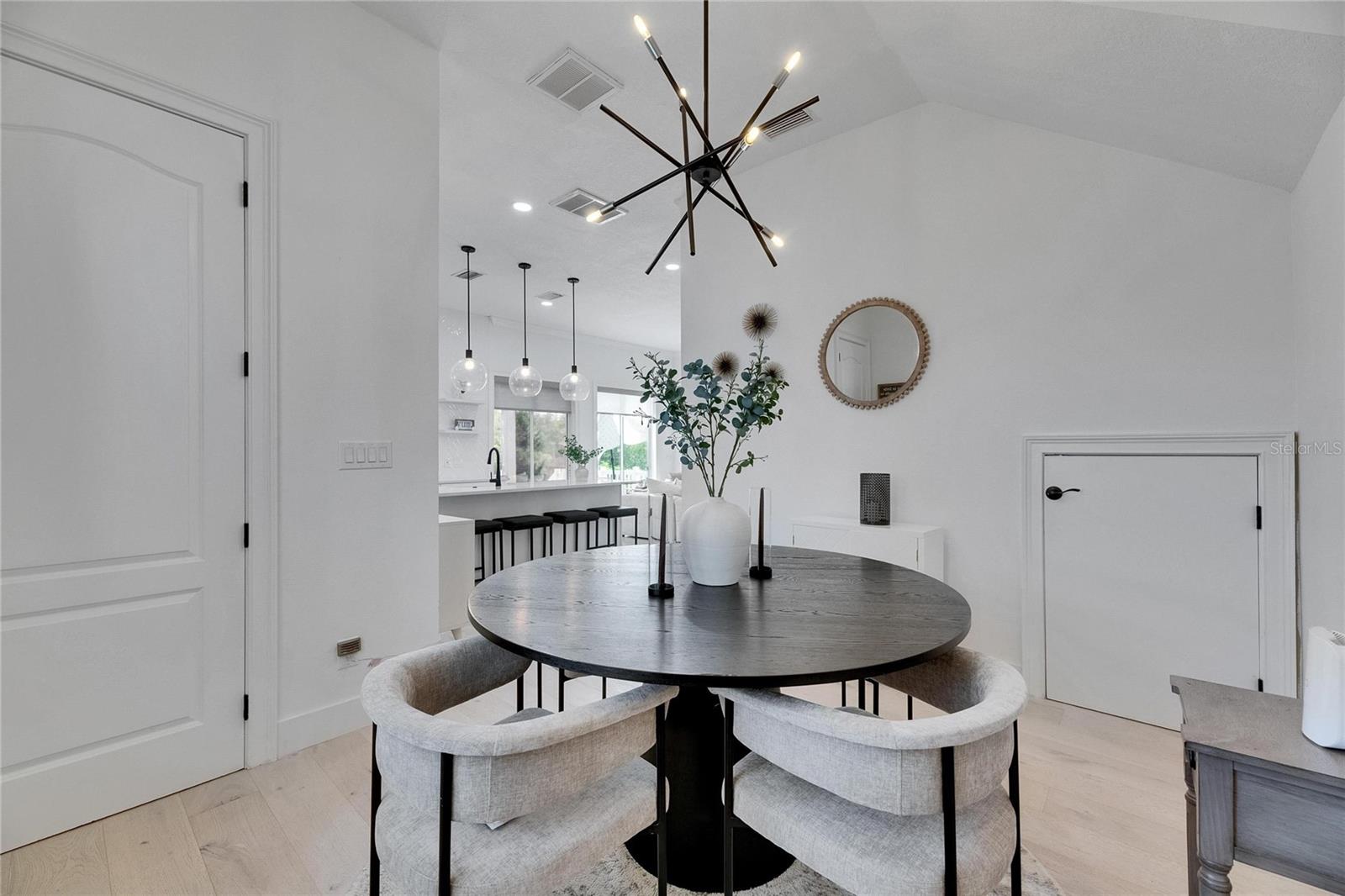 6512 SIMONE SHORES CIR — photo 24
