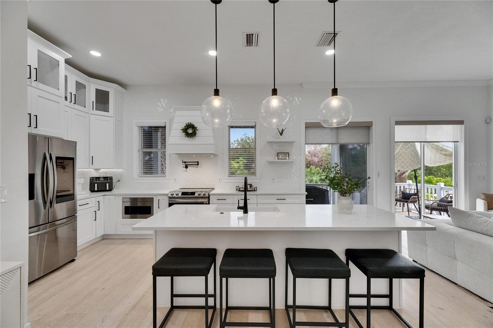6512 SIMONE SHORES CIR — photo 14