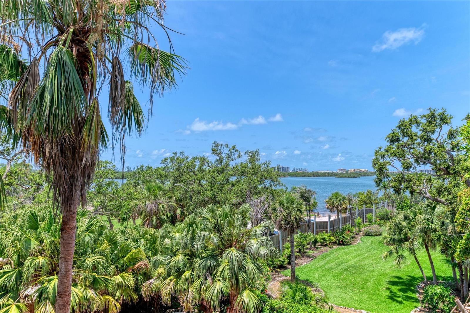 8963 FISHERMENS BAY DR — photo 5