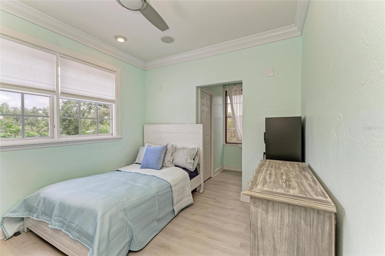 8963 FISHERMENS BAY DR — photo 44