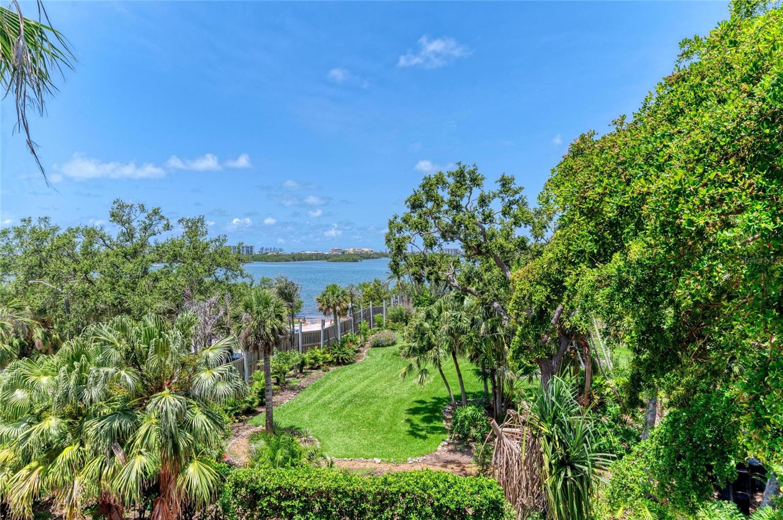 8963 FISHERMENS BAY DR — photo 8