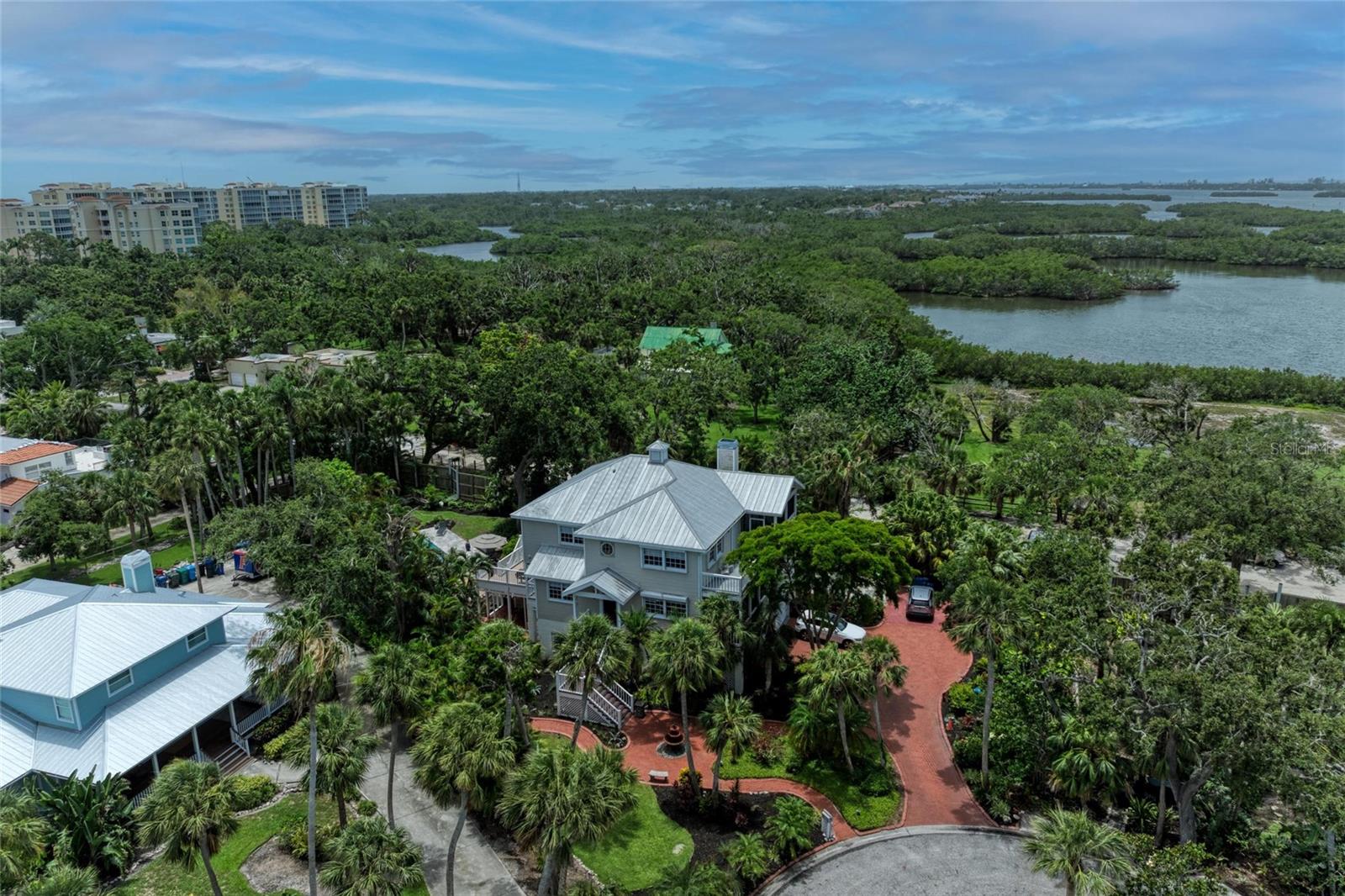 8963 FISHERMENS BAY DR — photo 12
