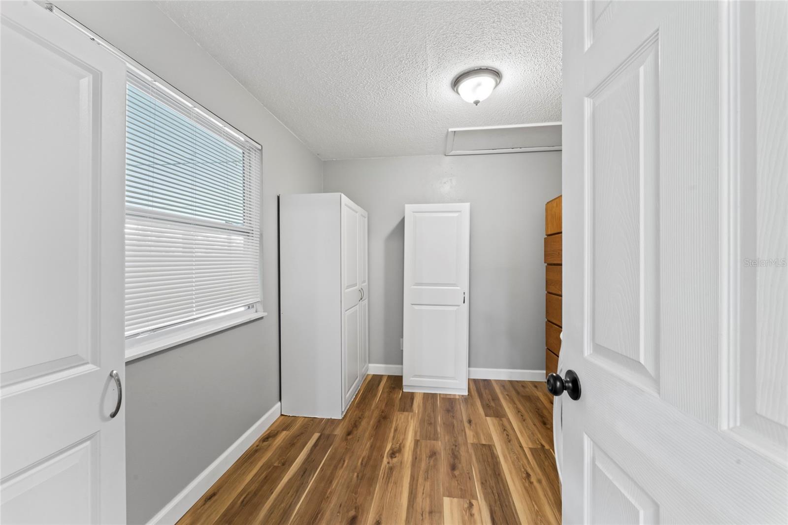 1127 WYATT ST N — photo 14