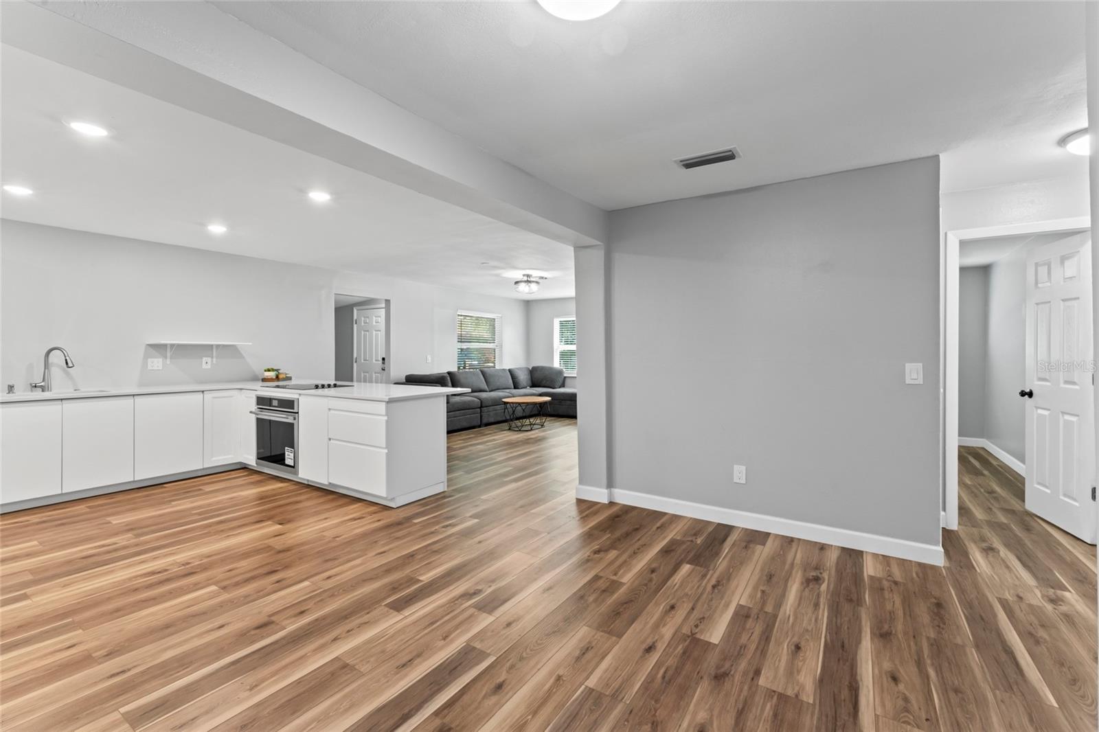 1127 WYATT ST N — photo 26