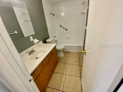300 MIDWOOD DR — photo 18