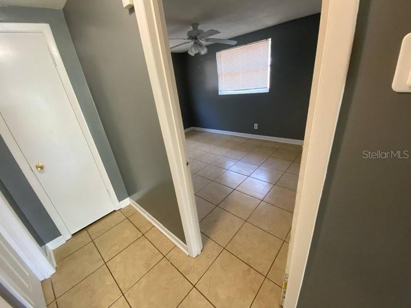 300 MIDWOOD DR — photo 19