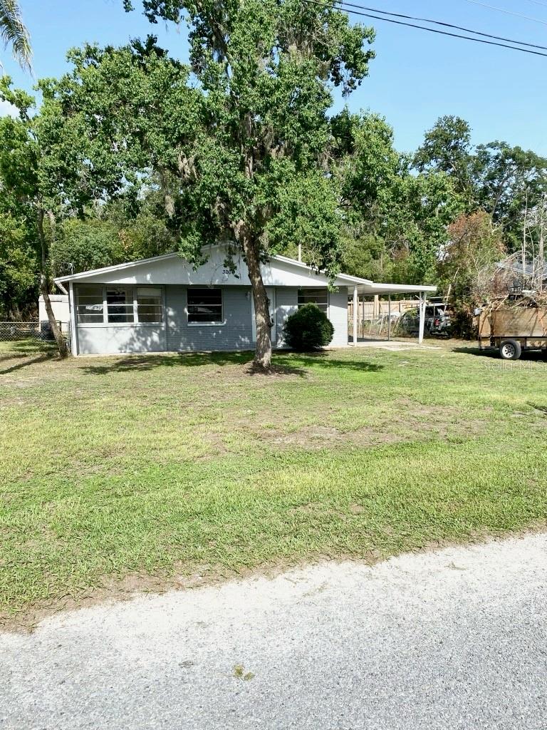 300 MIDWOOD DR — photo 44