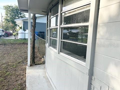 300 MIDWOOD DR — photo 6