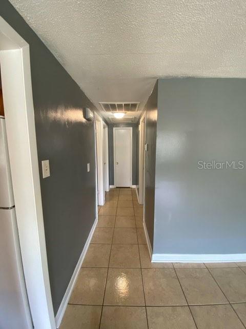 300 MIDWOOD DR — photo 29