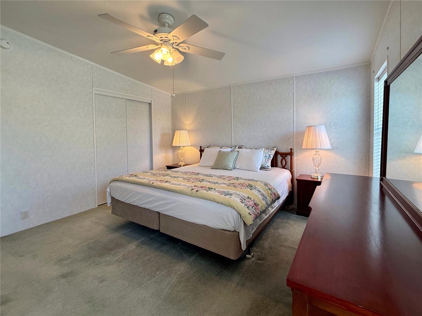 250 S PORT ROYAL LN — photo 12