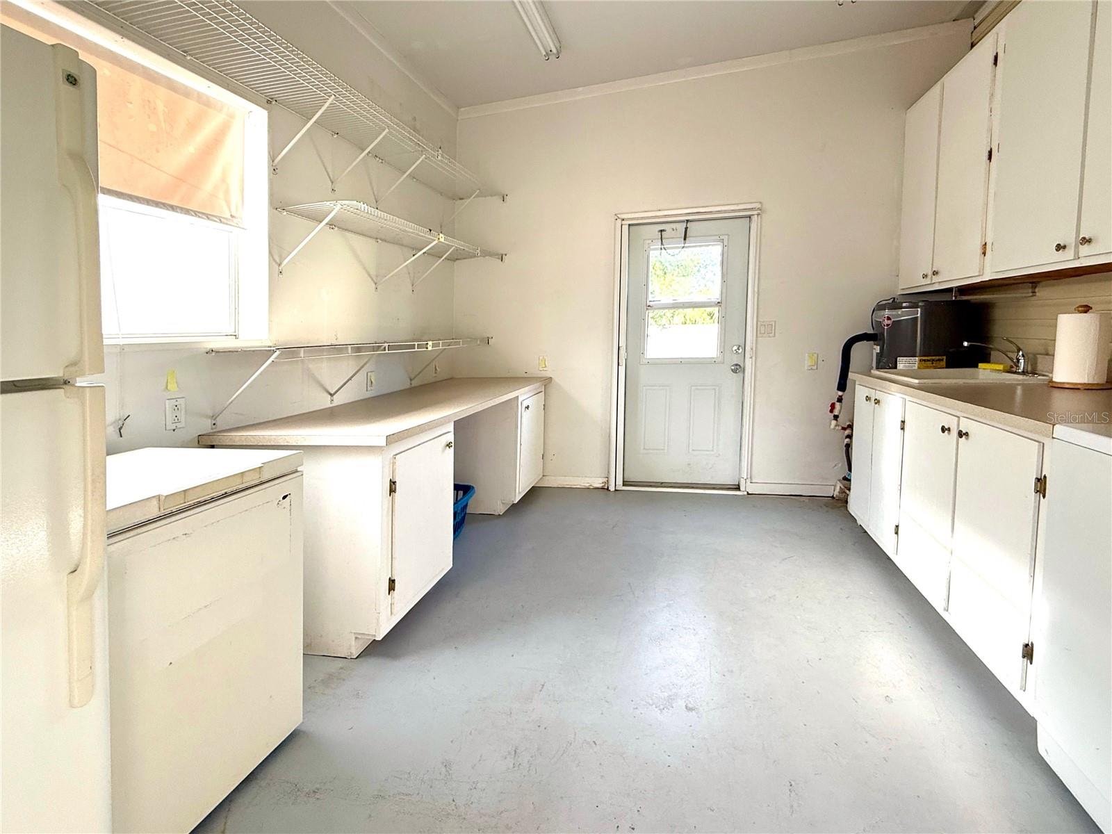 250 S PORT ROYAL LN — photo 22