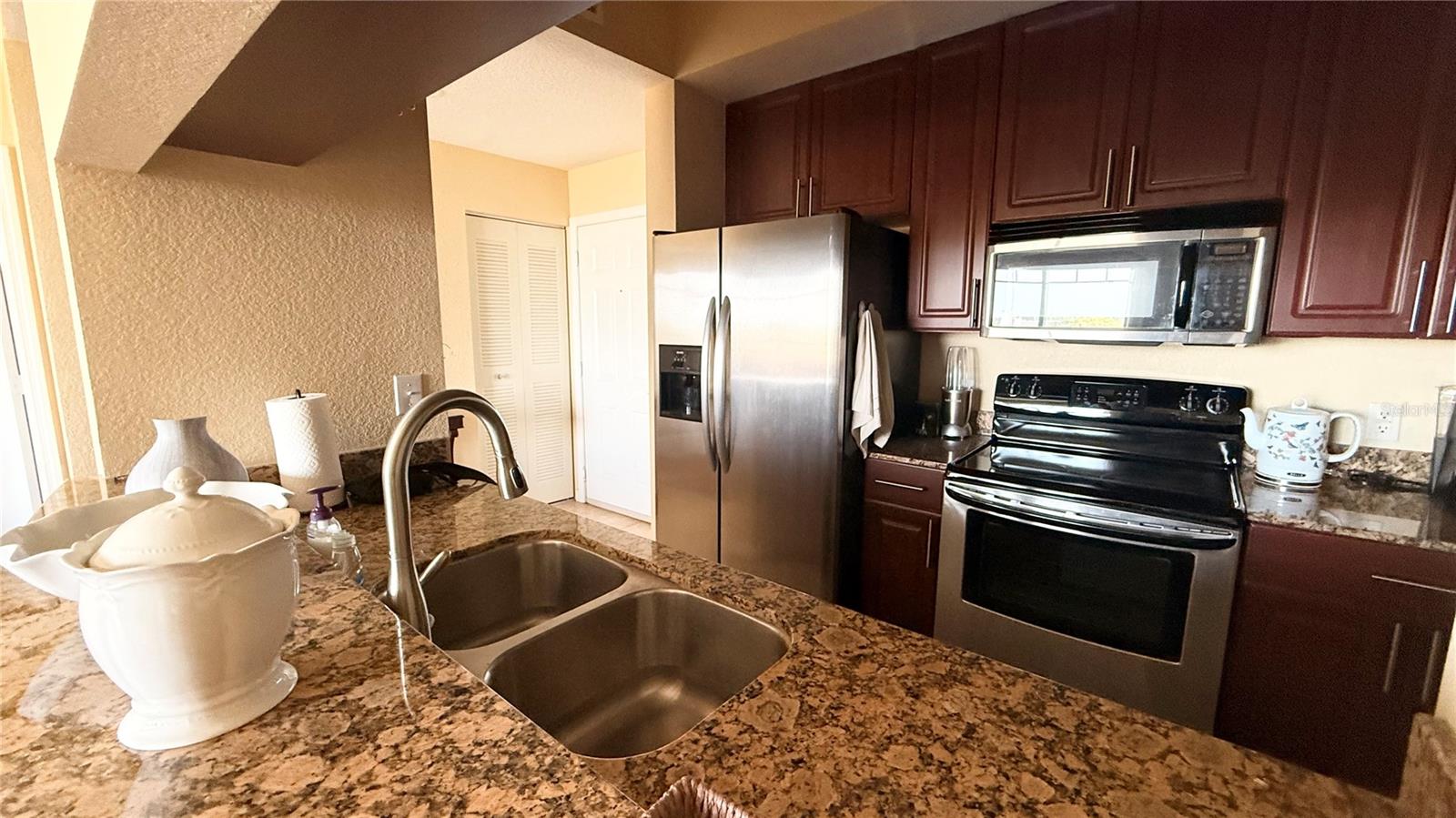 1064 N TAMIAMI TRL #1635 — photo 5