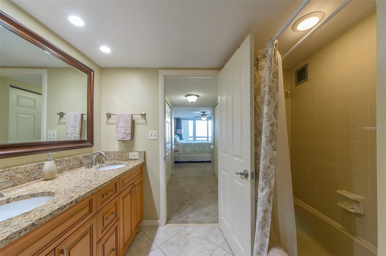 1460 GULF BLVD #1105 — photo 18
