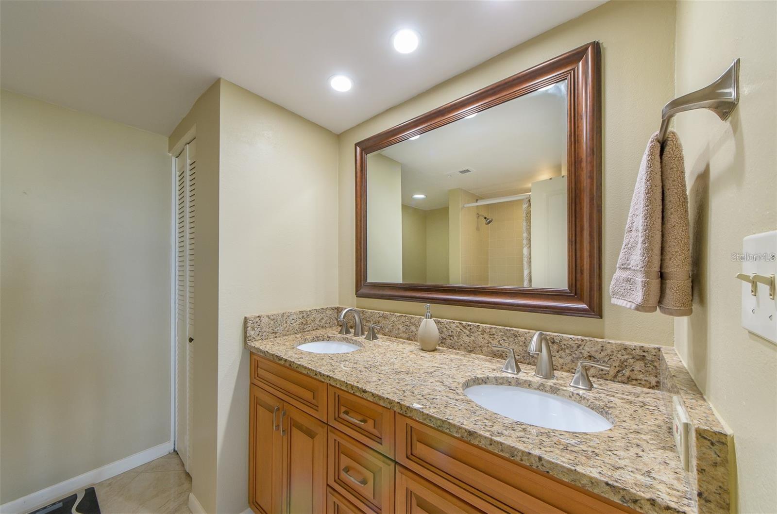 1460 GULF BLVD #1105 — photo 19
