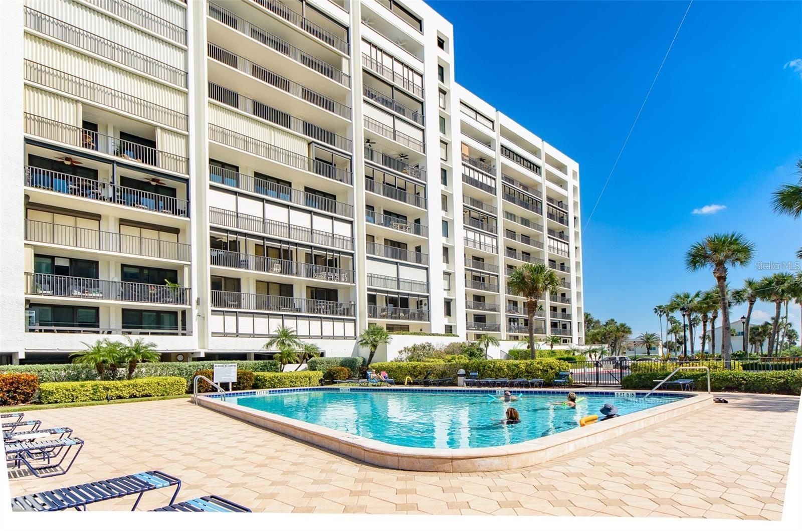 1460 GULF BLVD #1105 — photo 28