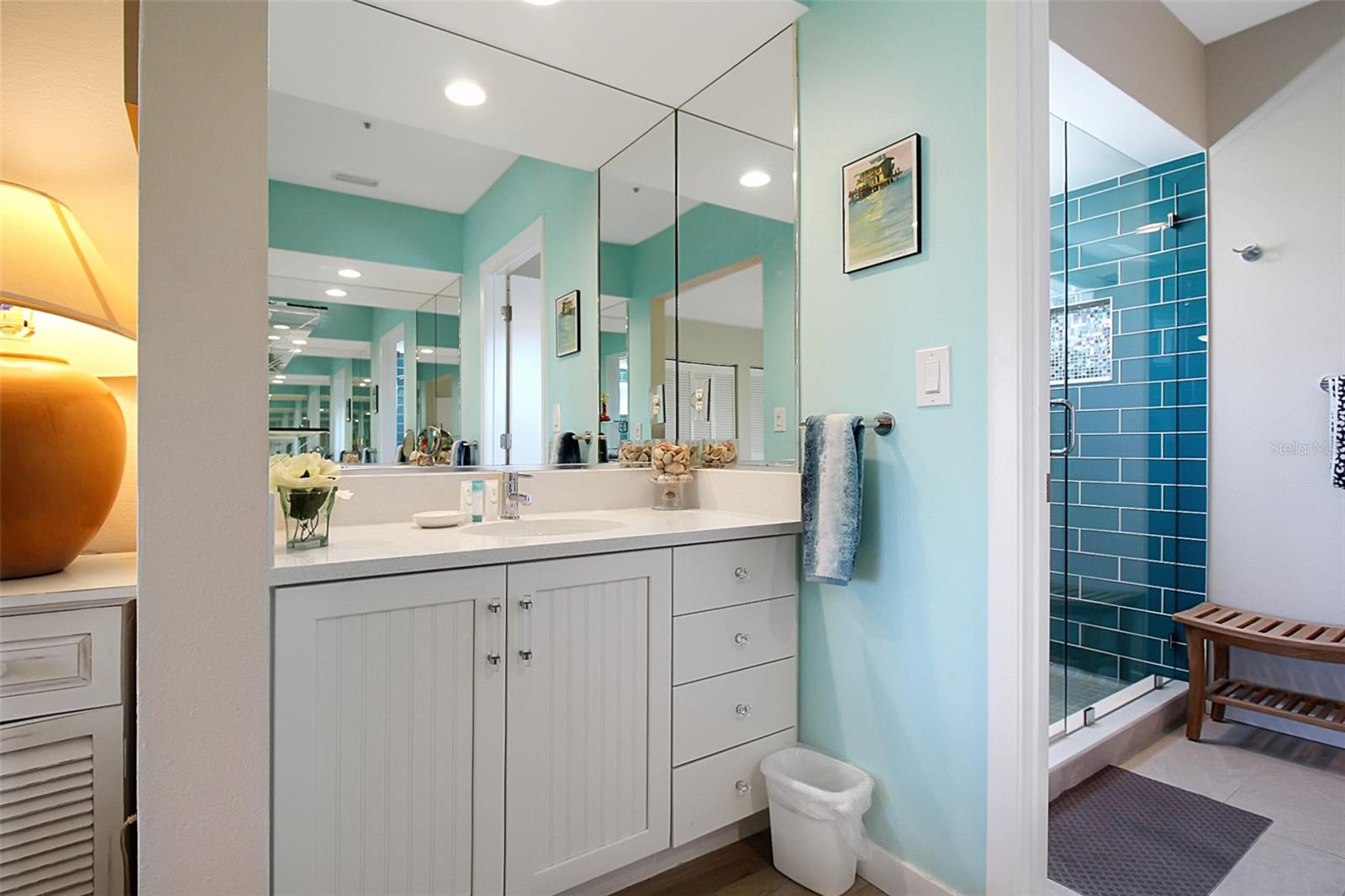 535 FOREST WAY — photo 33