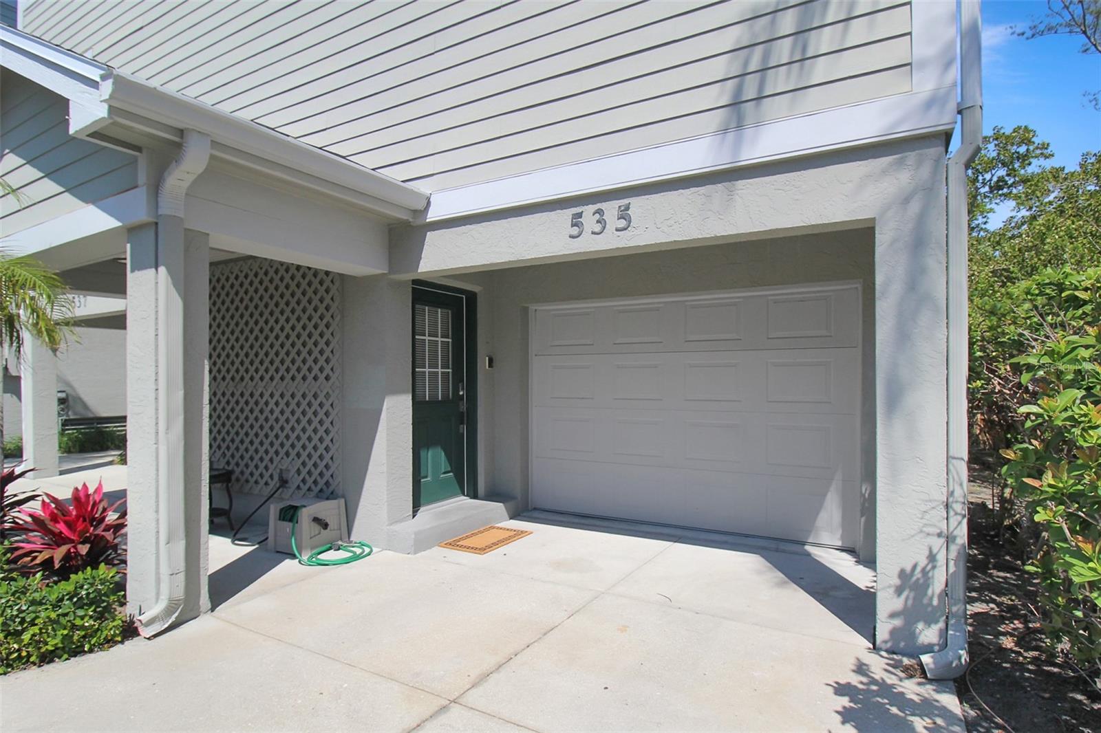 535 FOREST WAY — photo 3