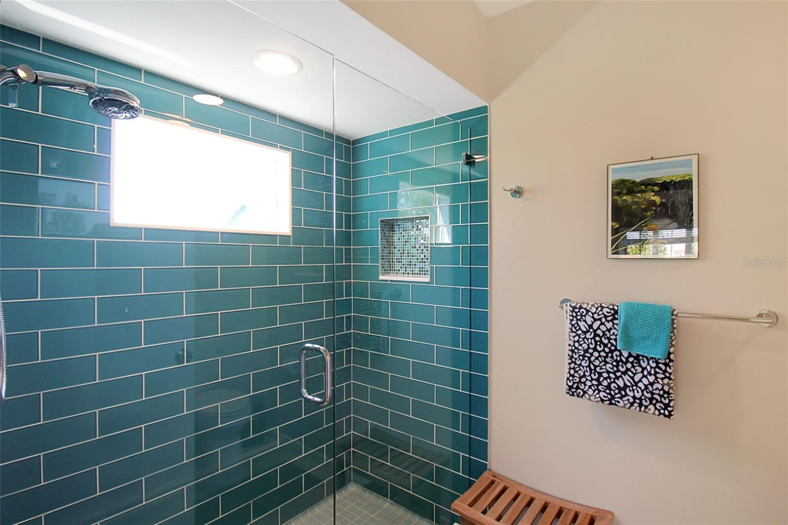 535 FOREST WAY — photo 35
