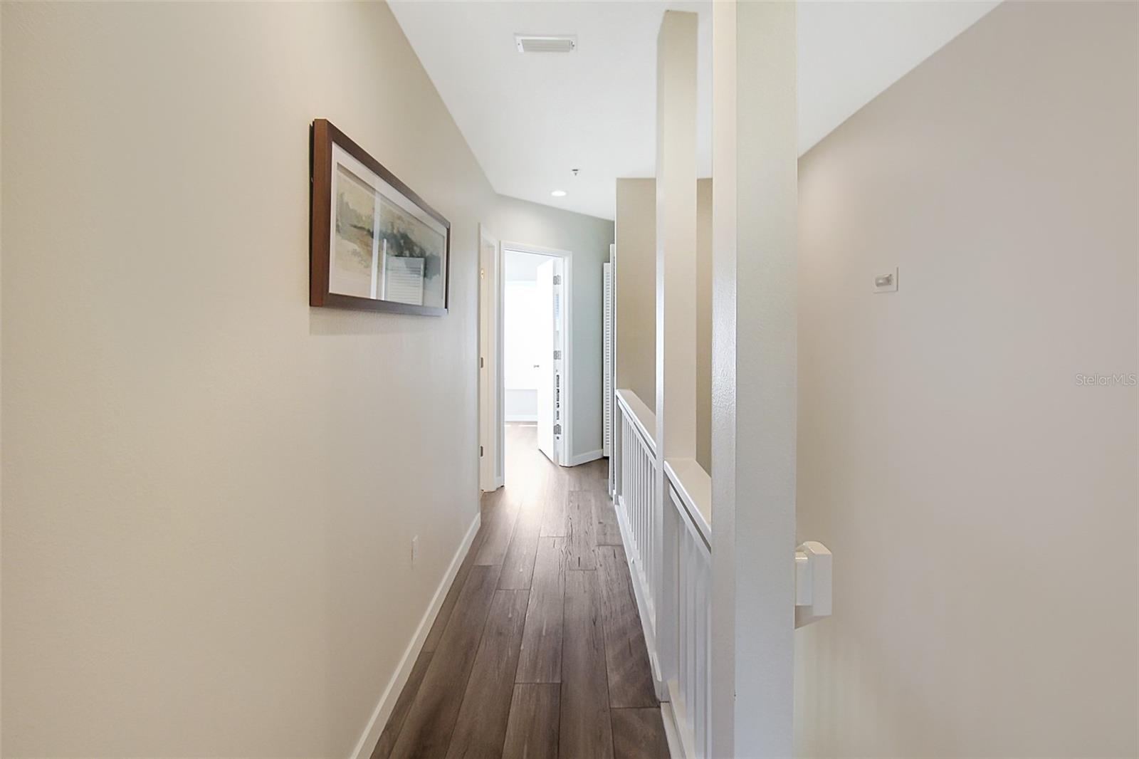535 FOREST WAY — photo 37