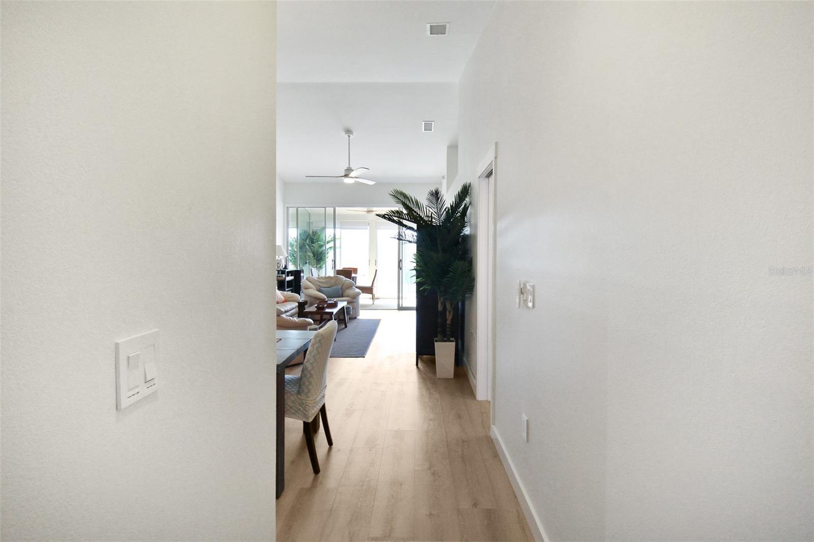 971 WATERSIDE LN — photo 6