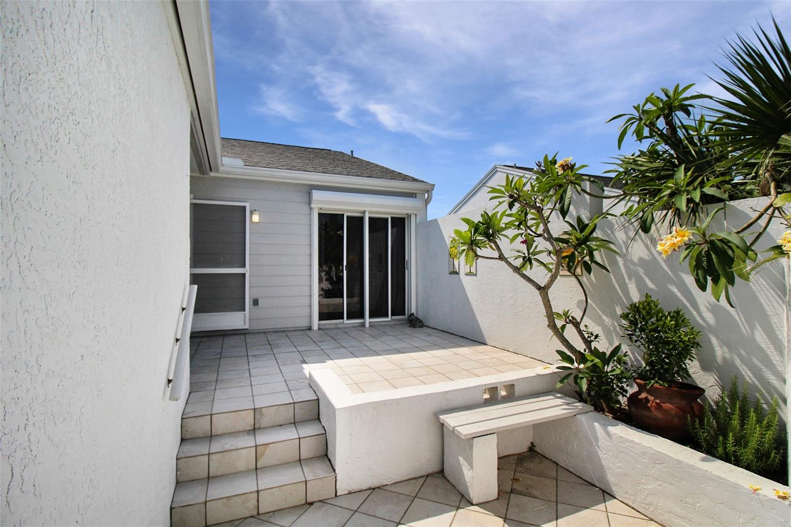 971 WATERSIDE LN — photo 4
