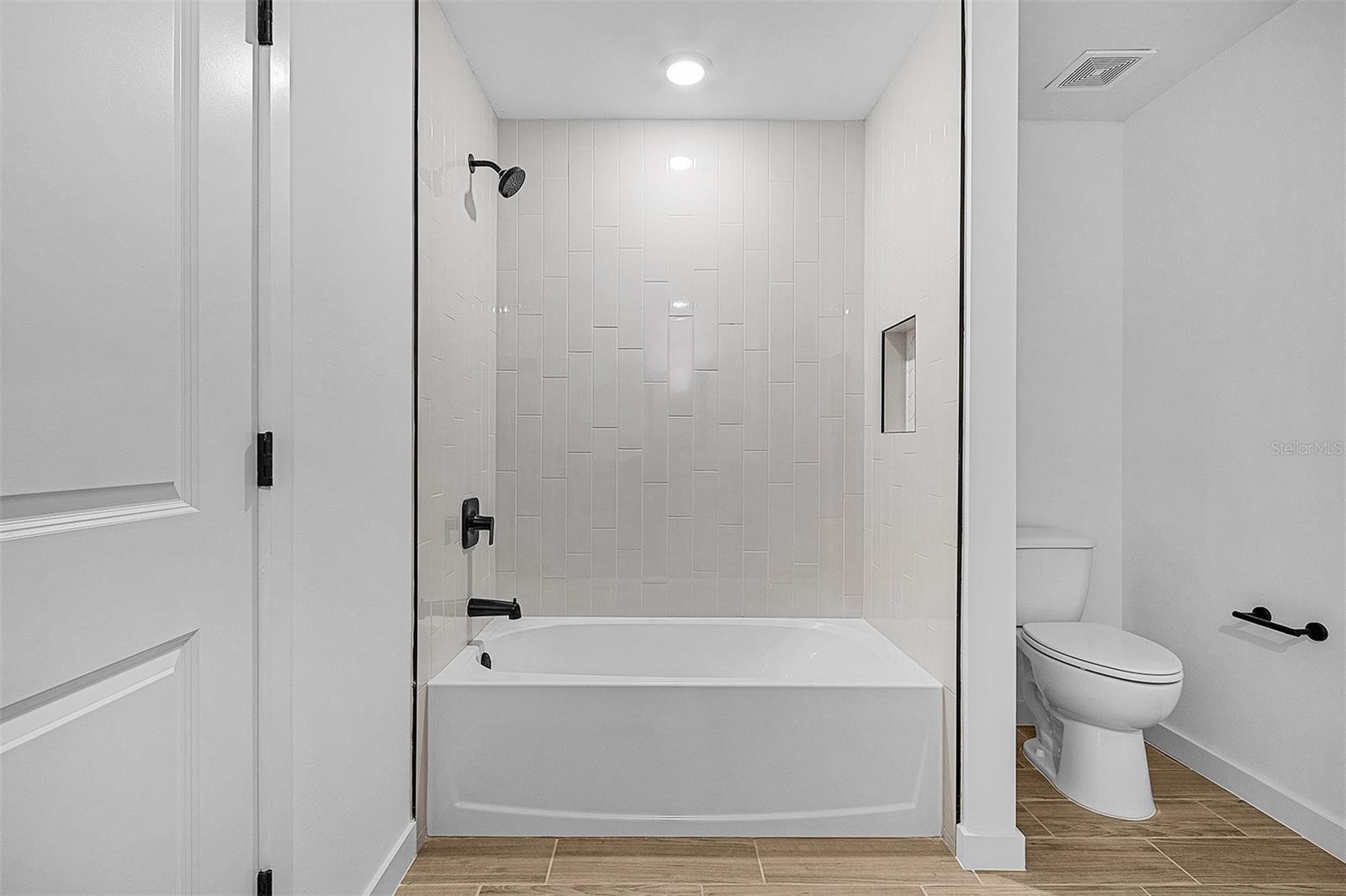 5830 BABIAN RD — photo 14