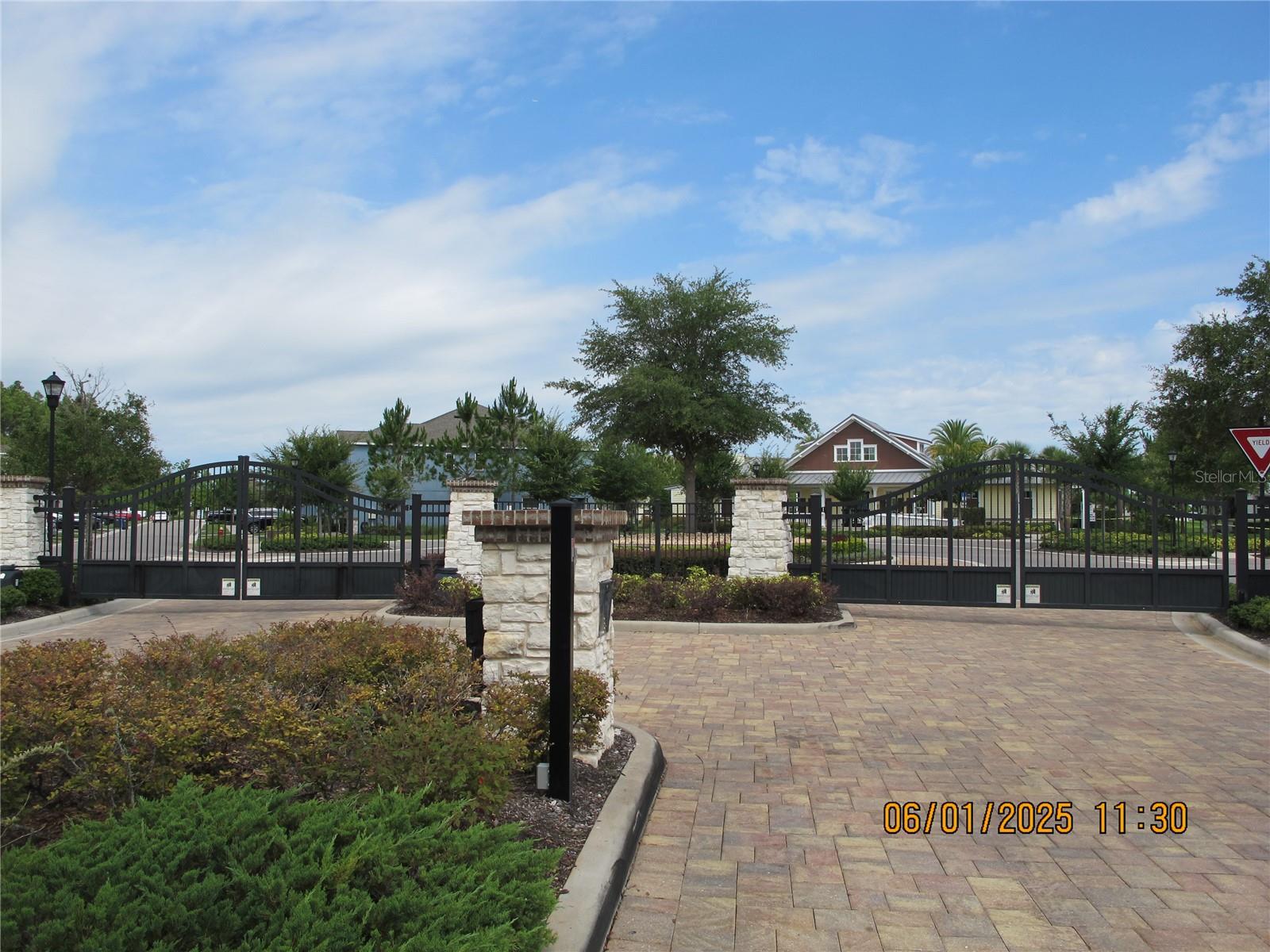 18824 NOBLE CASPIAN DR — photo 32