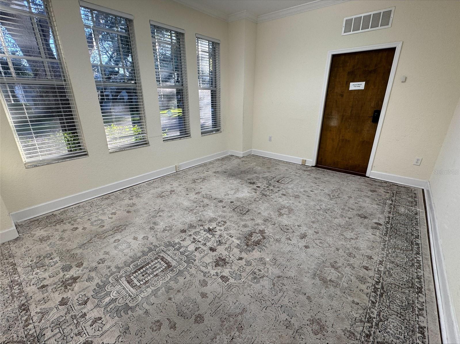611 W BAY ST — photo 13