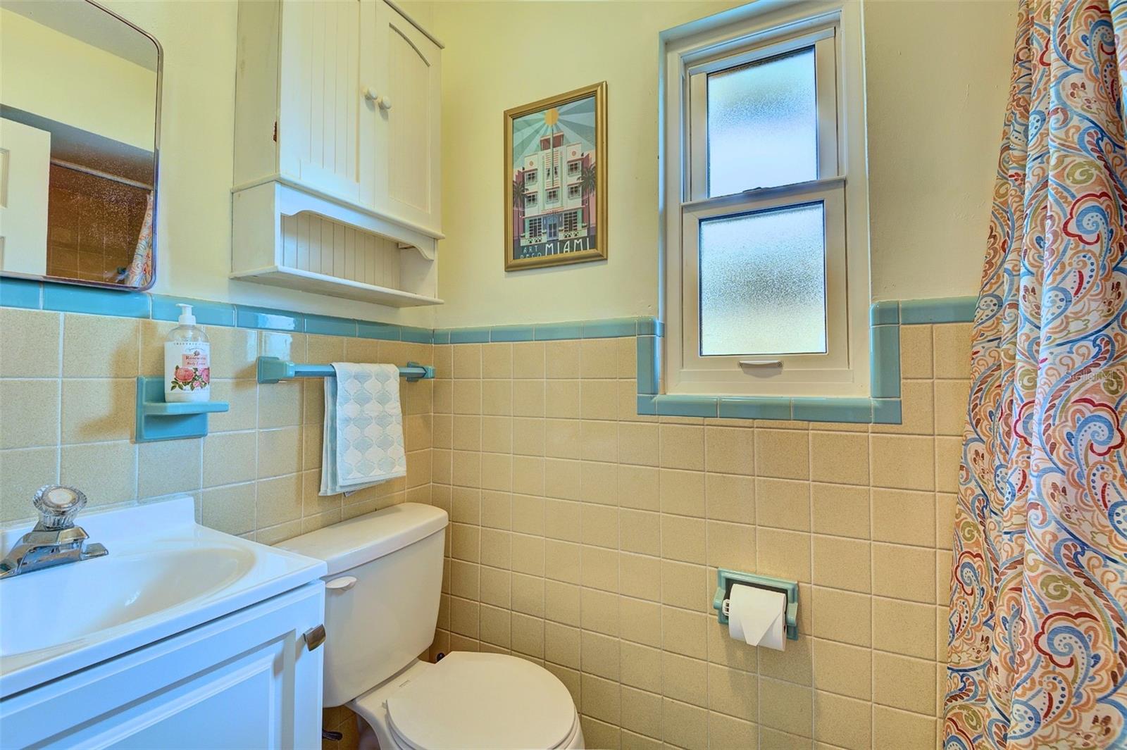 3605 IROQUOIS AVE — photo 30